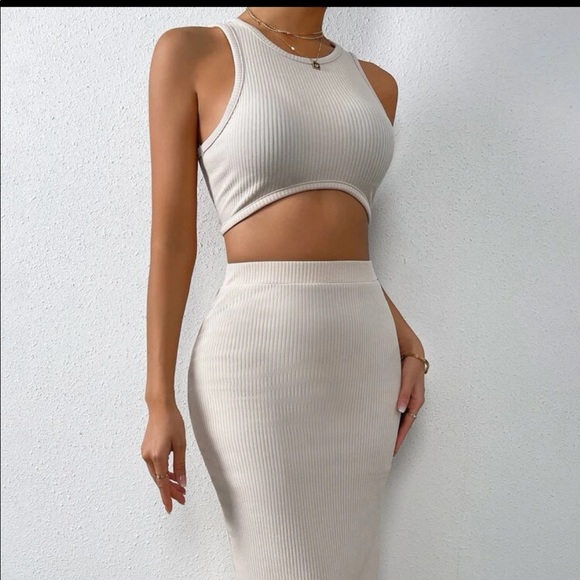 NWT Cream Knit Set (Size M) - Picture 4 of 5